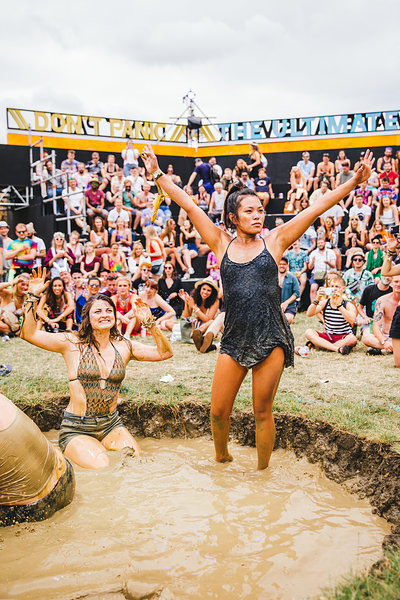 Secret Garden Party | 2016 | Mud Wrestling | The Colo-silly-um