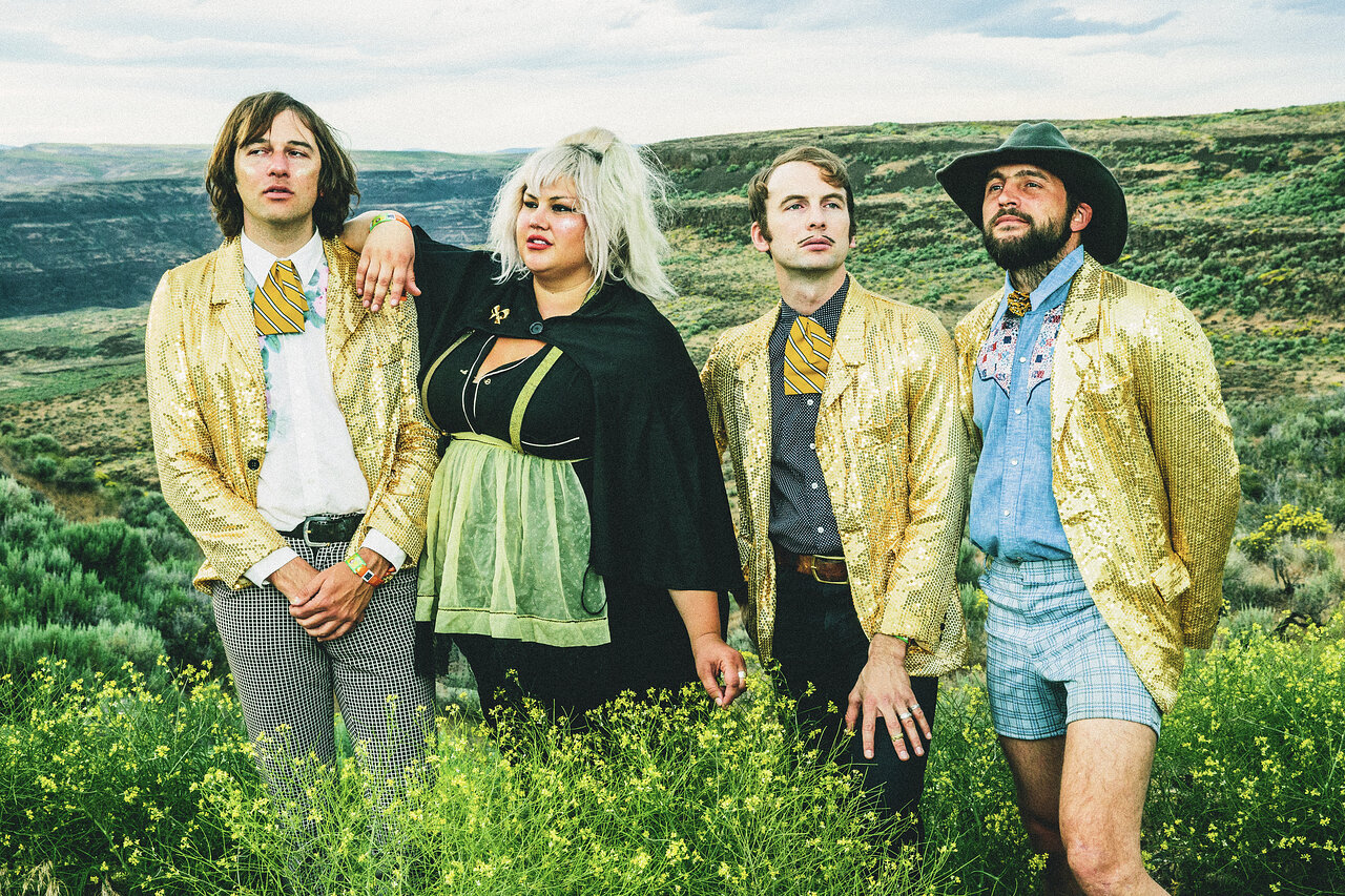 Shannon and The Clams